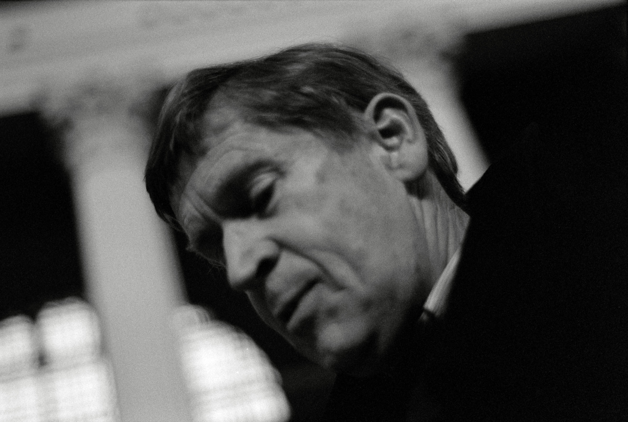 AHP F1993 03 004 sc240902 img17 NLP